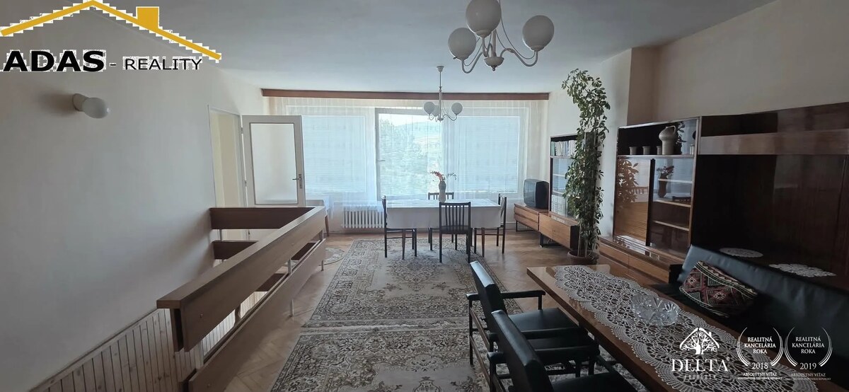 NA PREDAJ: Veľkorysý rodinný dom v Spišskej Novej Vsi — foto 17