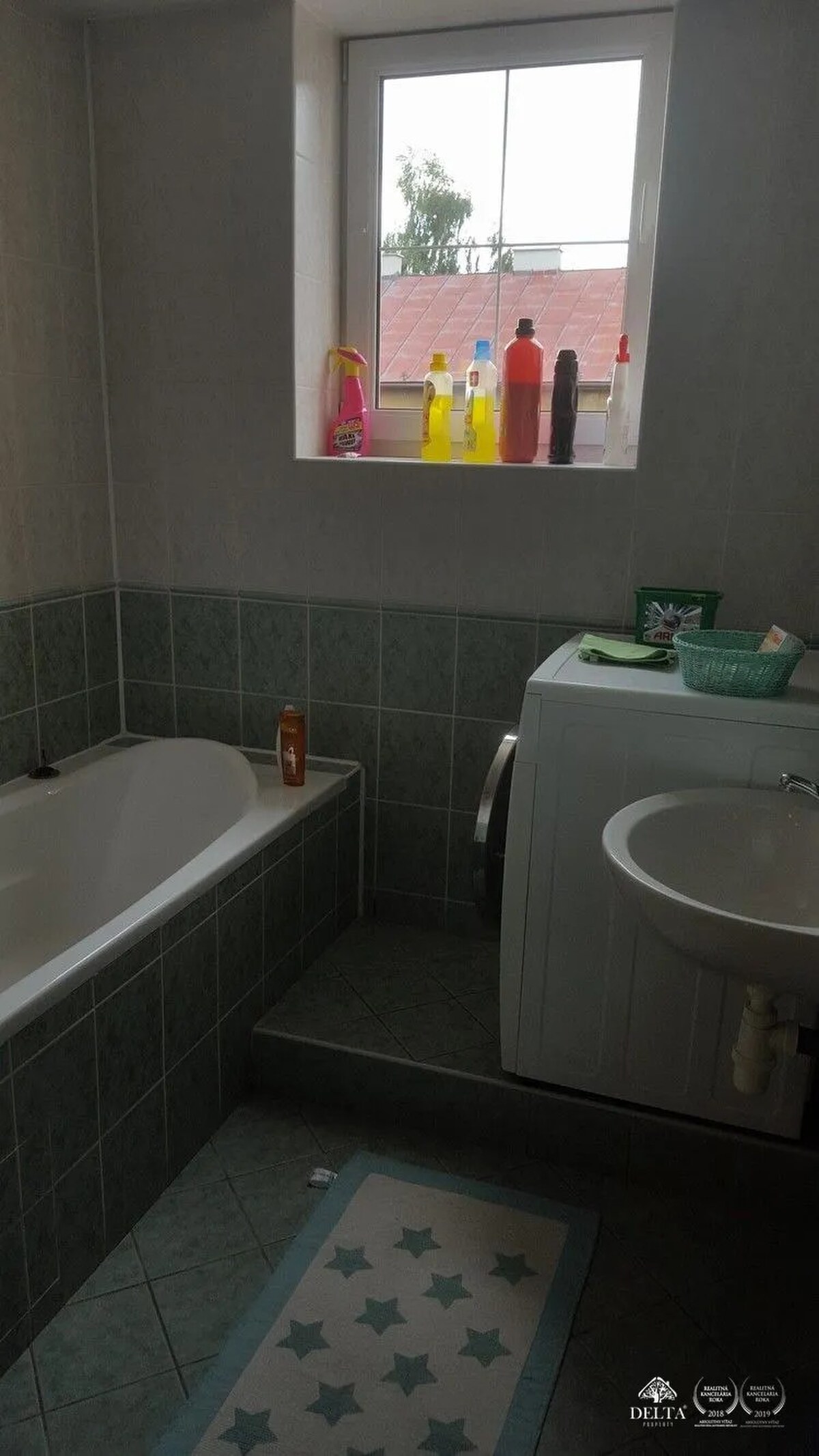 Dlhodobý prenájom: Priestranný 2-izbový tehlový byt s NOVÝM balkónom v centre –mesta Poprad — foto 15