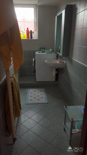 Dlhodobý prenájom: Priestranný 2-izbový tehlový byt s NOVÝM balkónom v centre –mesta Poprad — foto 14