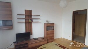 Dlhodobý prenájom: Priestranný 2-izbový tehlový byt s NOVÝM balkónom v centre –mesta Poprad — foto 5