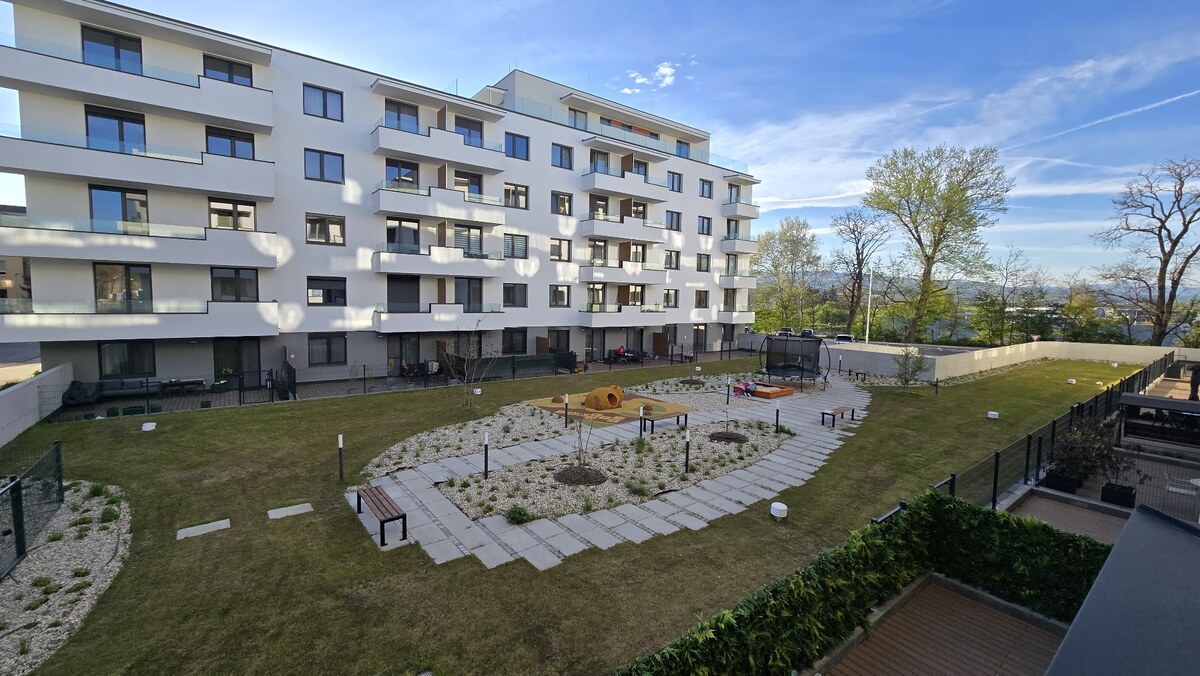 HD REALITY, prenájom moderný 2-izbový byt, Kubányho Dvory Zvolen — foto 14
