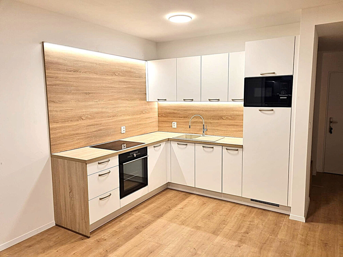 HD REALITY, prenájom moderný 2-izbový byt, Kubányho Dvory Zvolen — foto 3