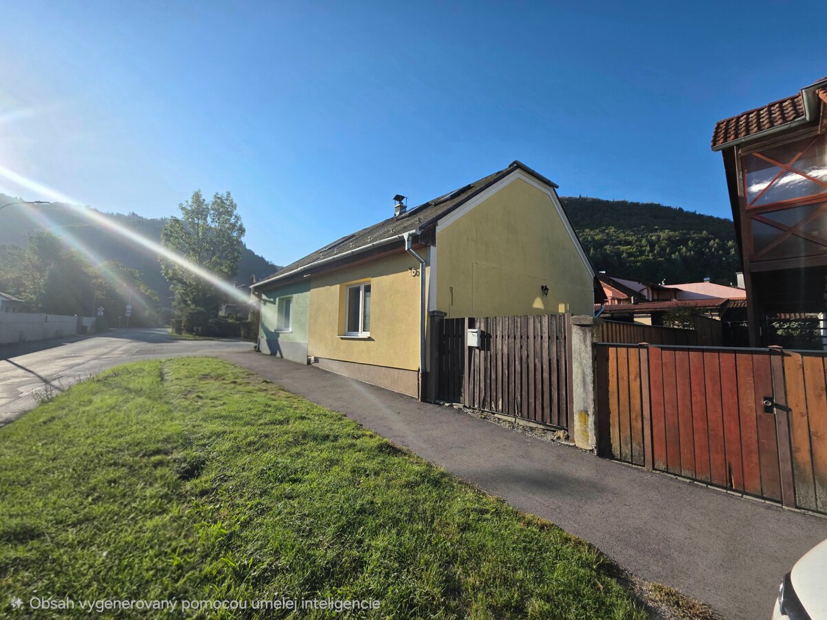 HD REALITY, predaj rodinný dom Uhlisko, s povolením na rekonštrukciu