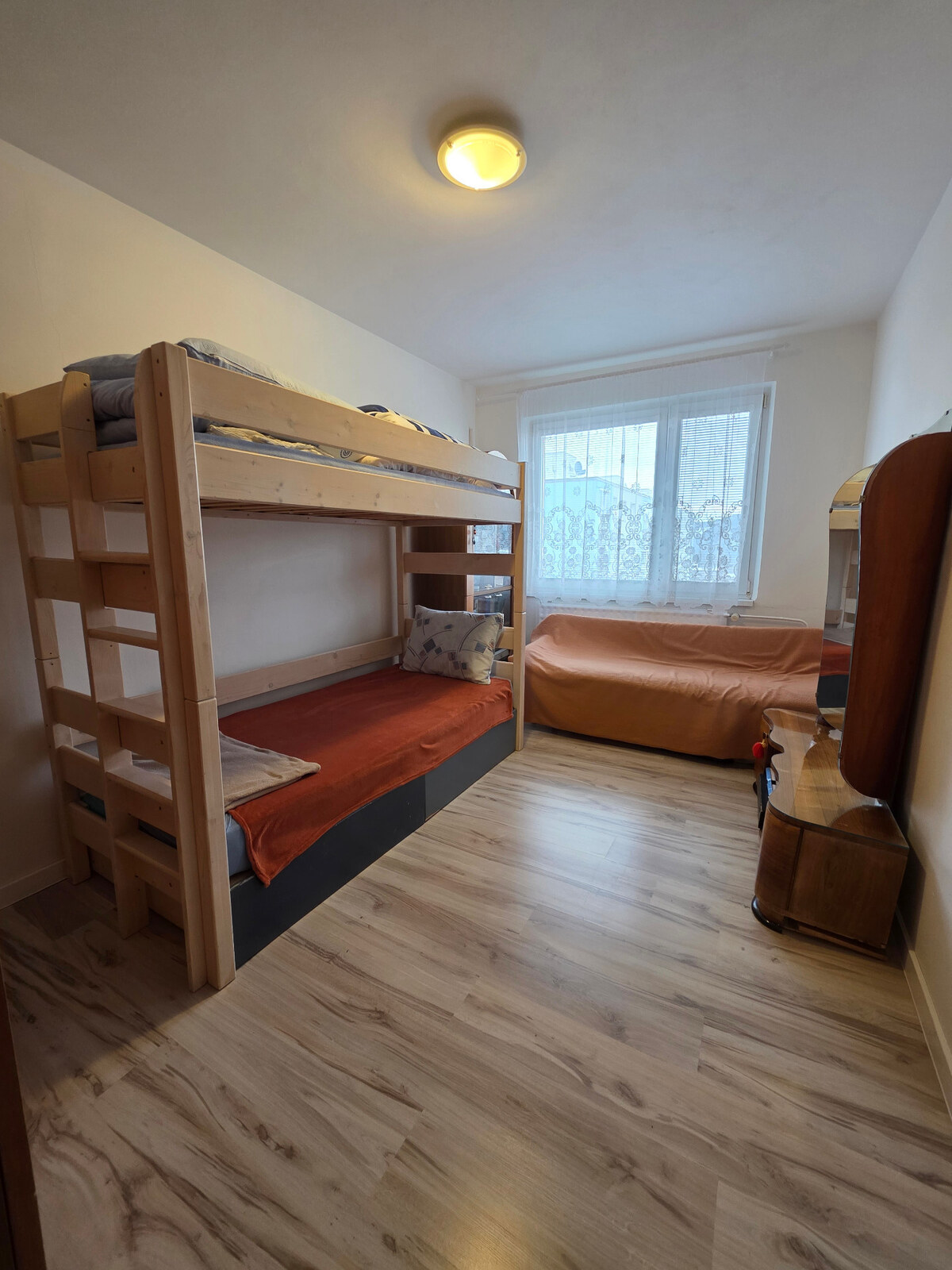 HD reality, predaj, 3-izbový byt Banská Štiavnica — foto 15
