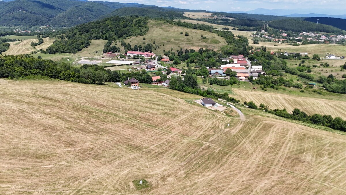 HD REALITY, predaj slnečný stavebný pozemok - Tŕnie časť Budička