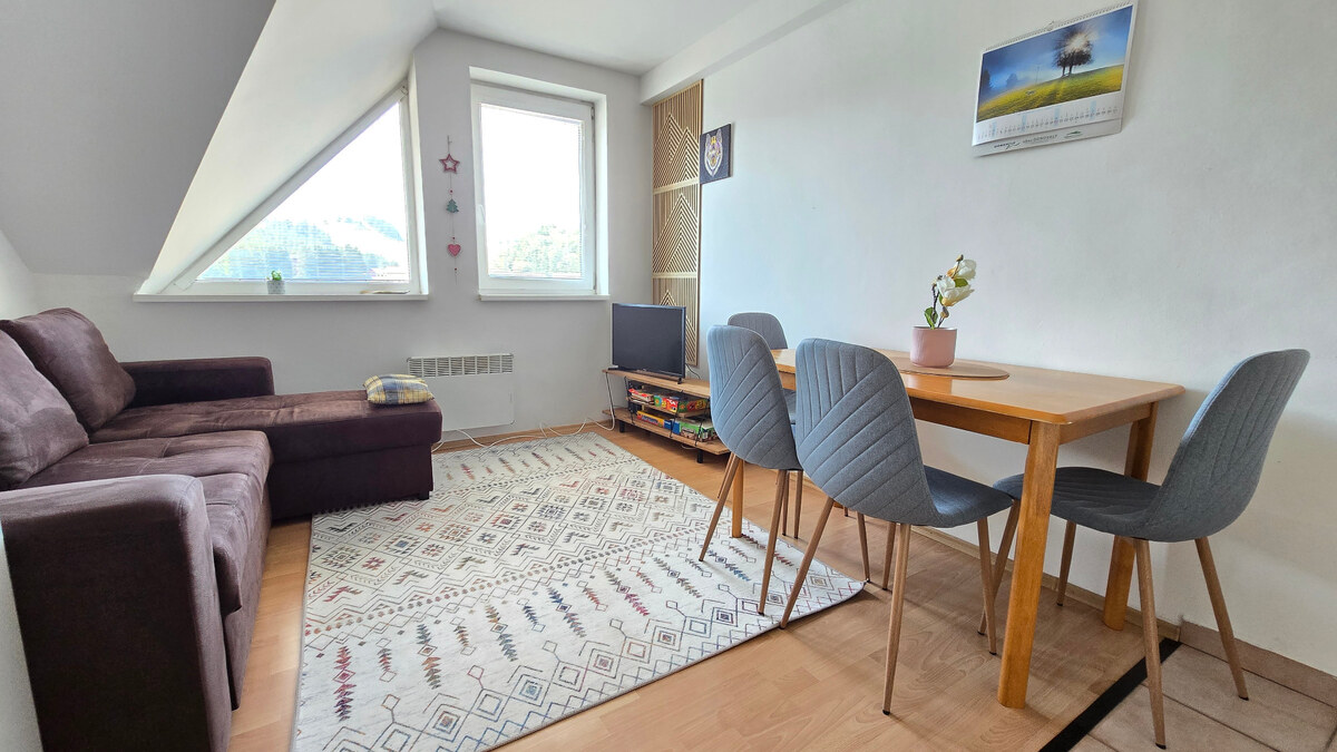 Ponúkame Vám na predaj Slnečný, útulný 2-izbový apartmán na Donovaloch — foto 3