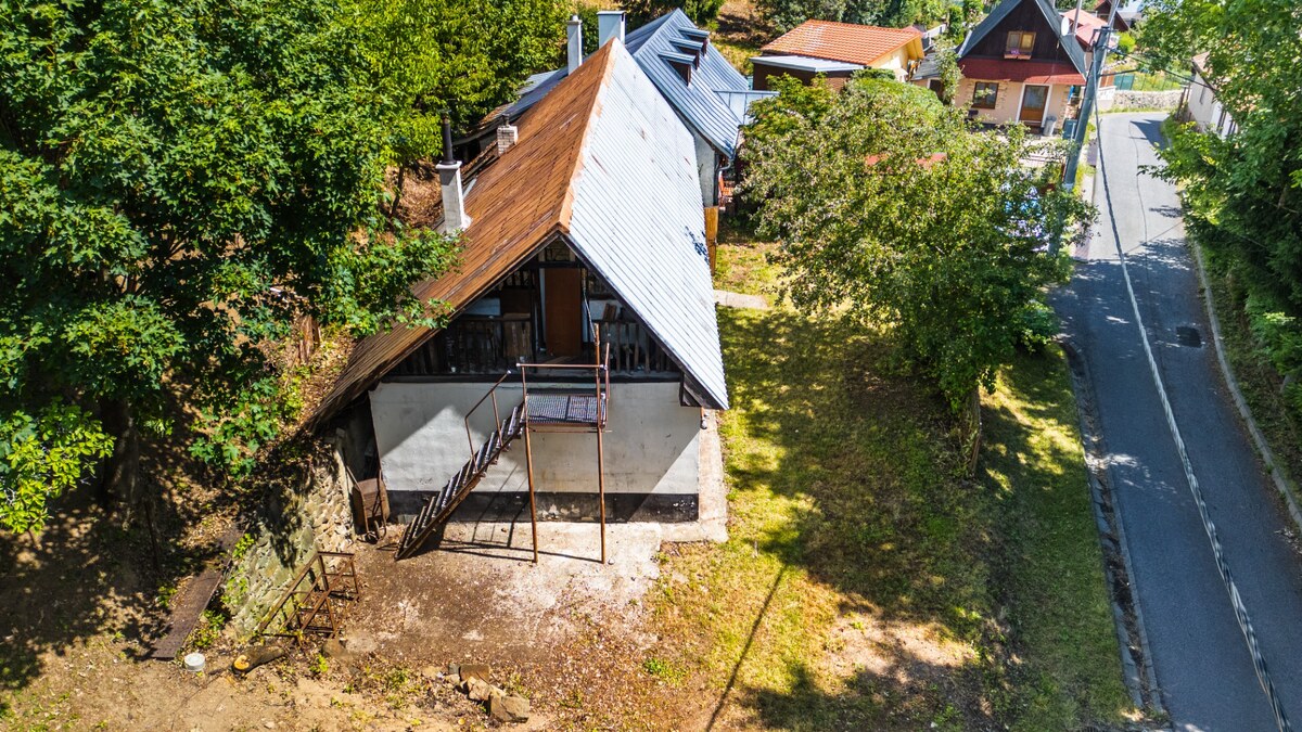 HD REALITY - predaj rodinný dom Štiavnické Bane s pozemkom — foto 34