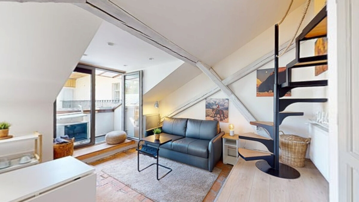 HD REALITY, prenájom,  jednoizbový apartmán v centre Banskej Štiavnice — foto 4