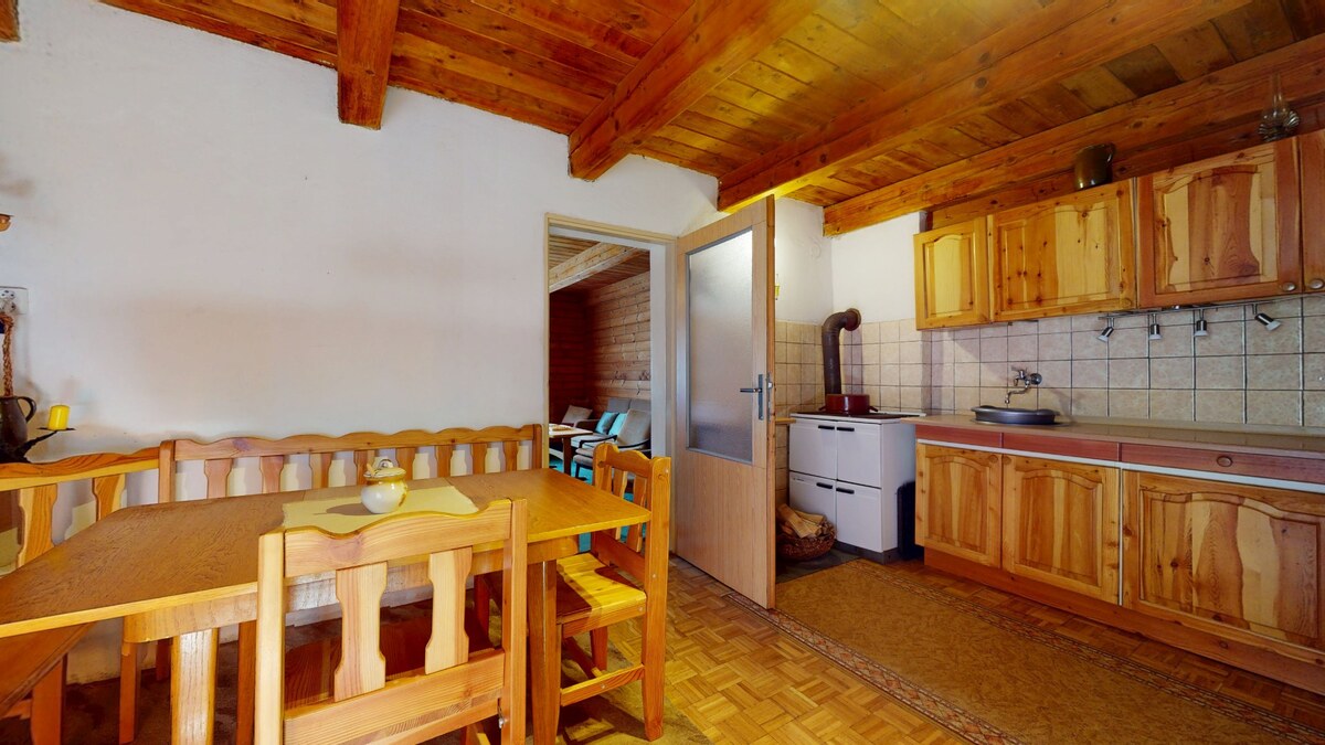 Predaj chalupy- drevenice, Hanesy,  Banská Bystrica — foto 2