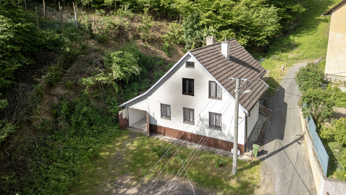 HD REALITY - Exkluzívne na predaj rodinný dom v obci Sklené Teplice — foto 2