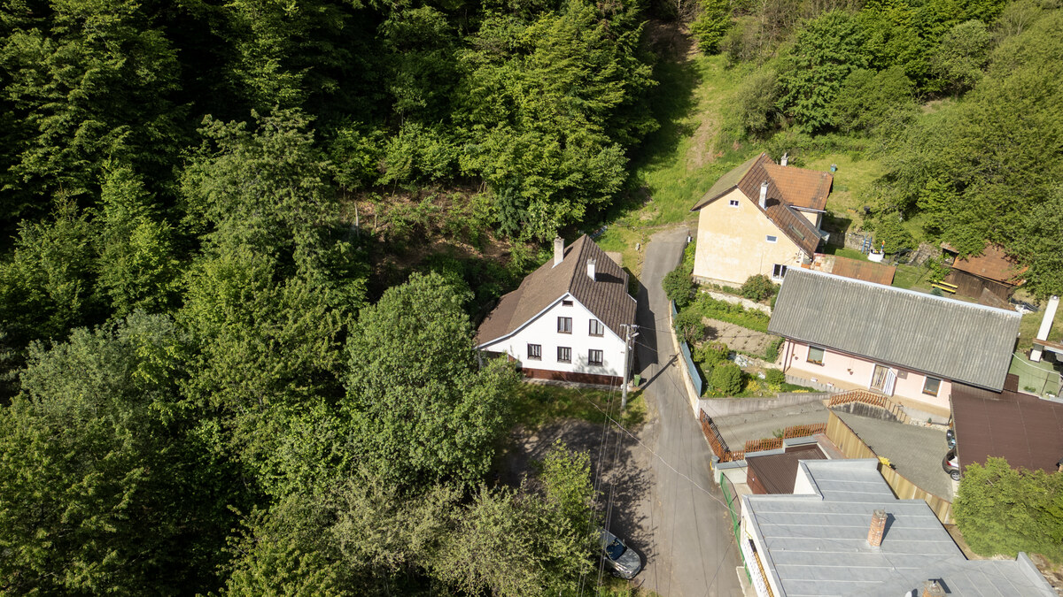 HD REALITY - Exkluzívne na predaj rodinný dom v obci Sklené Teplice — foto 3
