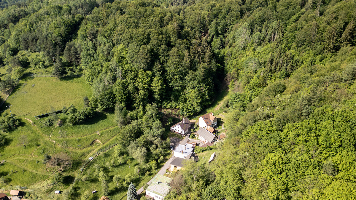HD REALITY - Exkluzívne na predaj rodinný dom v obci Sklené Teplice — foto 7