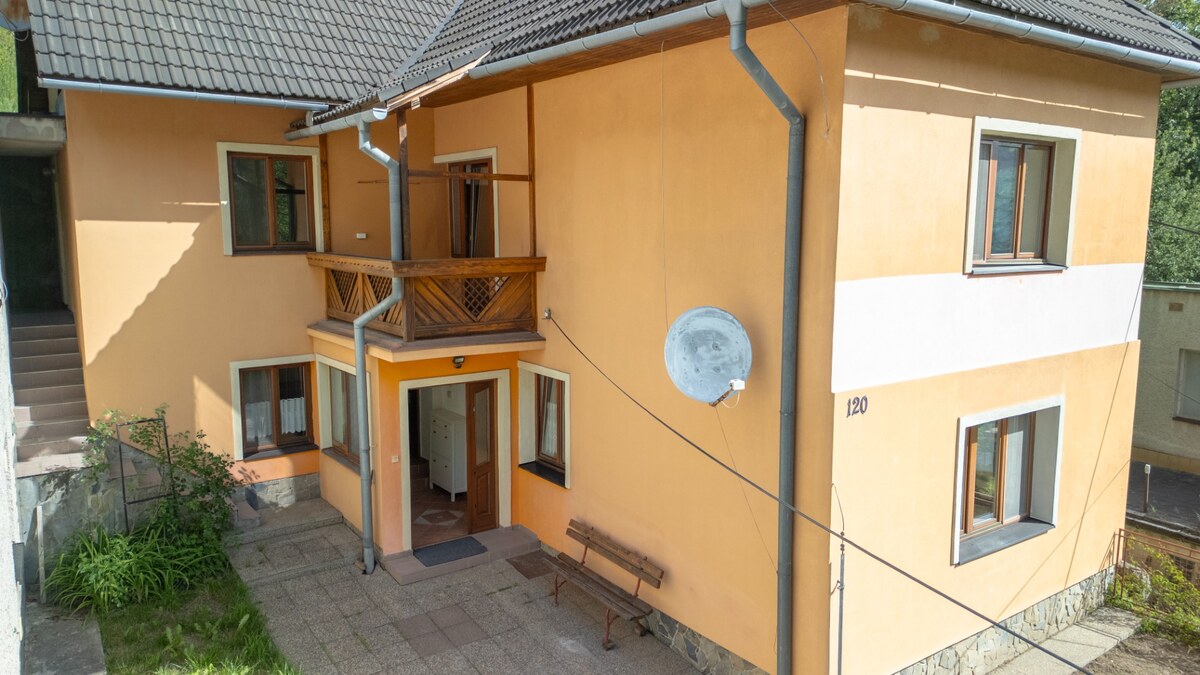 HD REALITY,  predaj ,rodinný dom v obci Sklené Teplice — foto 2