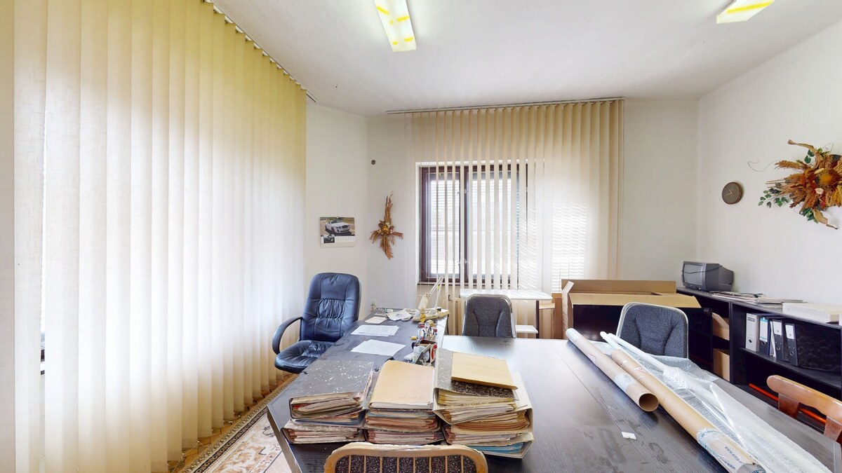 HD REALITY , predaj, obchodno-administratívna budova — foto 12