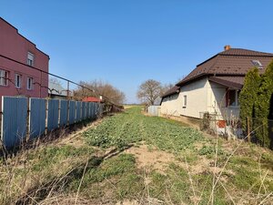 Stavebný pozemok pri rieke Uh v obci Lekárovce — foto 4