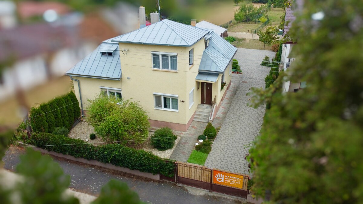 Rodinný dom s takmer 30-árovým pozemkom – Michalovce, Topoľany — foto 33