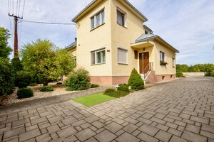 Rodinný dom s takmer 30-árovým pozemkom – Michalovce, Topoľany — foto 1