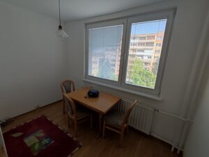 Priestranný 3 izbový byt s balkónom na Štefánikovej ulici. — foto 8