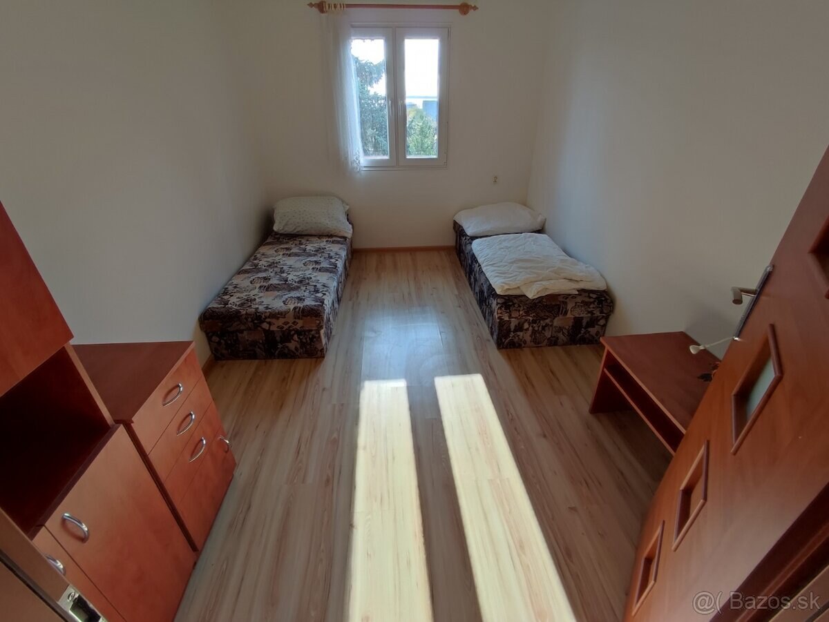 Veľká chata na Zemplínskej Šírave, Kaluža, časť Kamenec- Znížená cena — foto 11