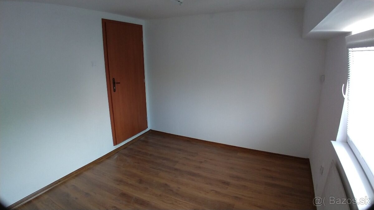 Prenájom kancelárií na Okružnej ulici. — foto 11