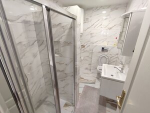 Prenájom 4 izbový podkrovný byt v centre mesta. — foto 6