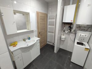 Prenájom pekný 4 izbový byt v centre mesta — foto 7