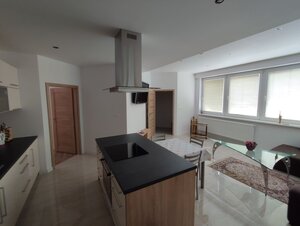 Prenájom pekný 4 izbový byt v centre mesta — foto 9
