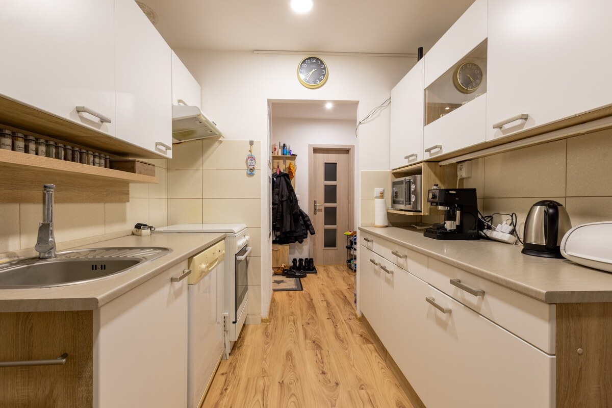 4-izbový byt s balkónom po rekonštrukcii – ul. Moldavská — foto 17