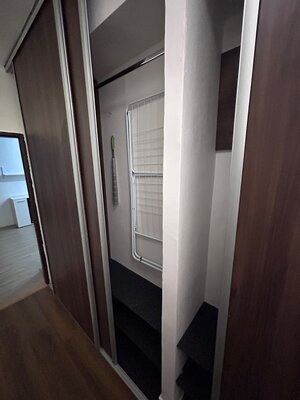 Na predaj 2 zariadený  izbový byt v centre NZ — foto 11
