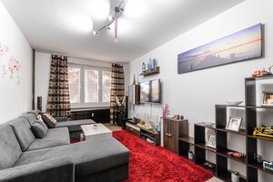 Na predaj 2 zariadený  izbový byt v centre NZ — foto 6