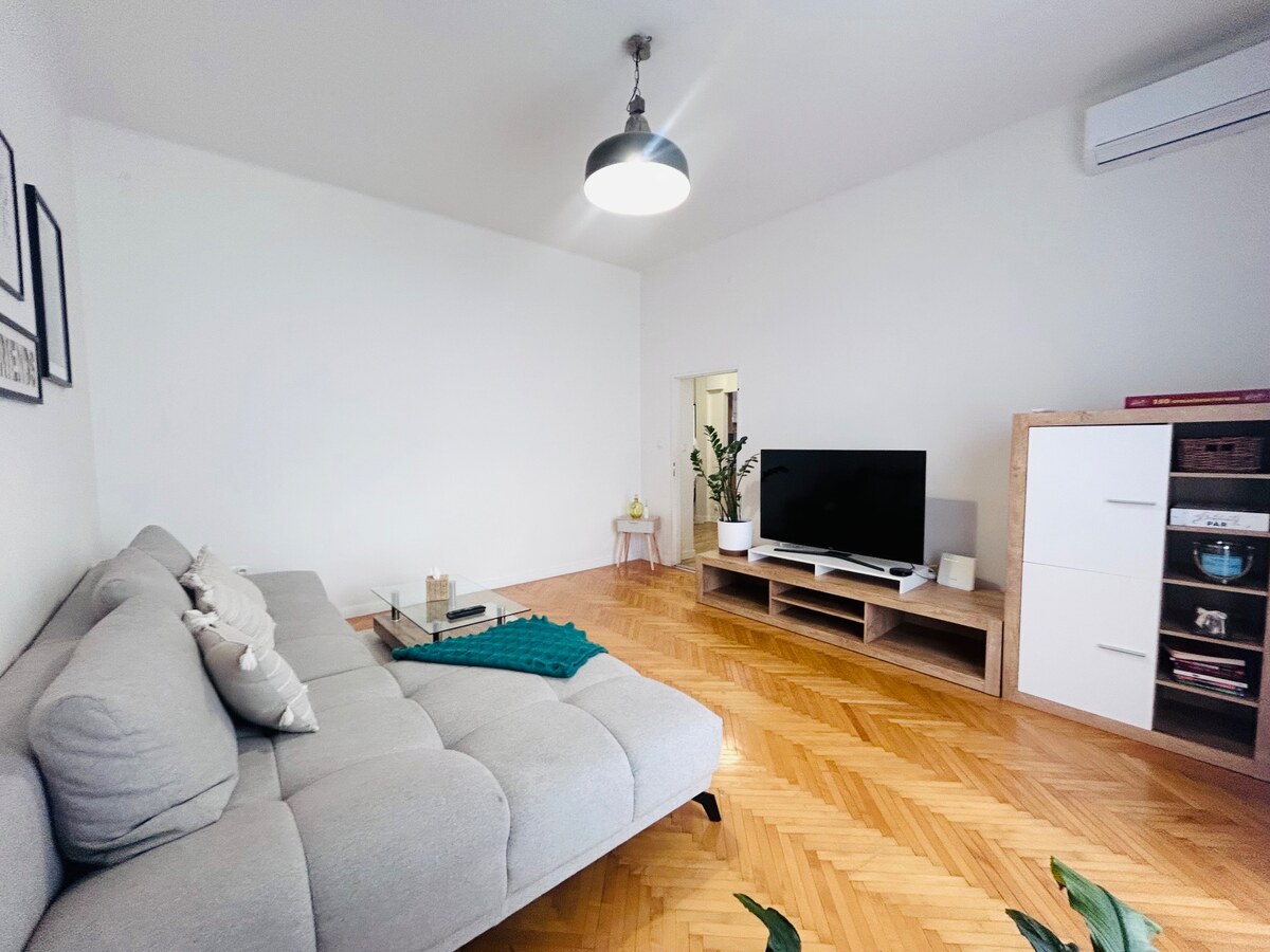 Prenajaté !Prenájom vynikajúceho 3 izb. bytu na Hlavnom námestí v N — foto 13