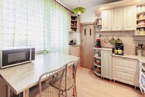 Rezervované !   Predaj priestranného 3 izb b. s lóggiou — foto 4