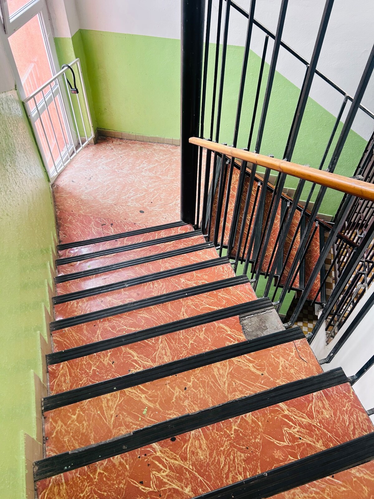 Na predaj ateliér v Nových Zámkoch – Komárňanská ulica — foto 5