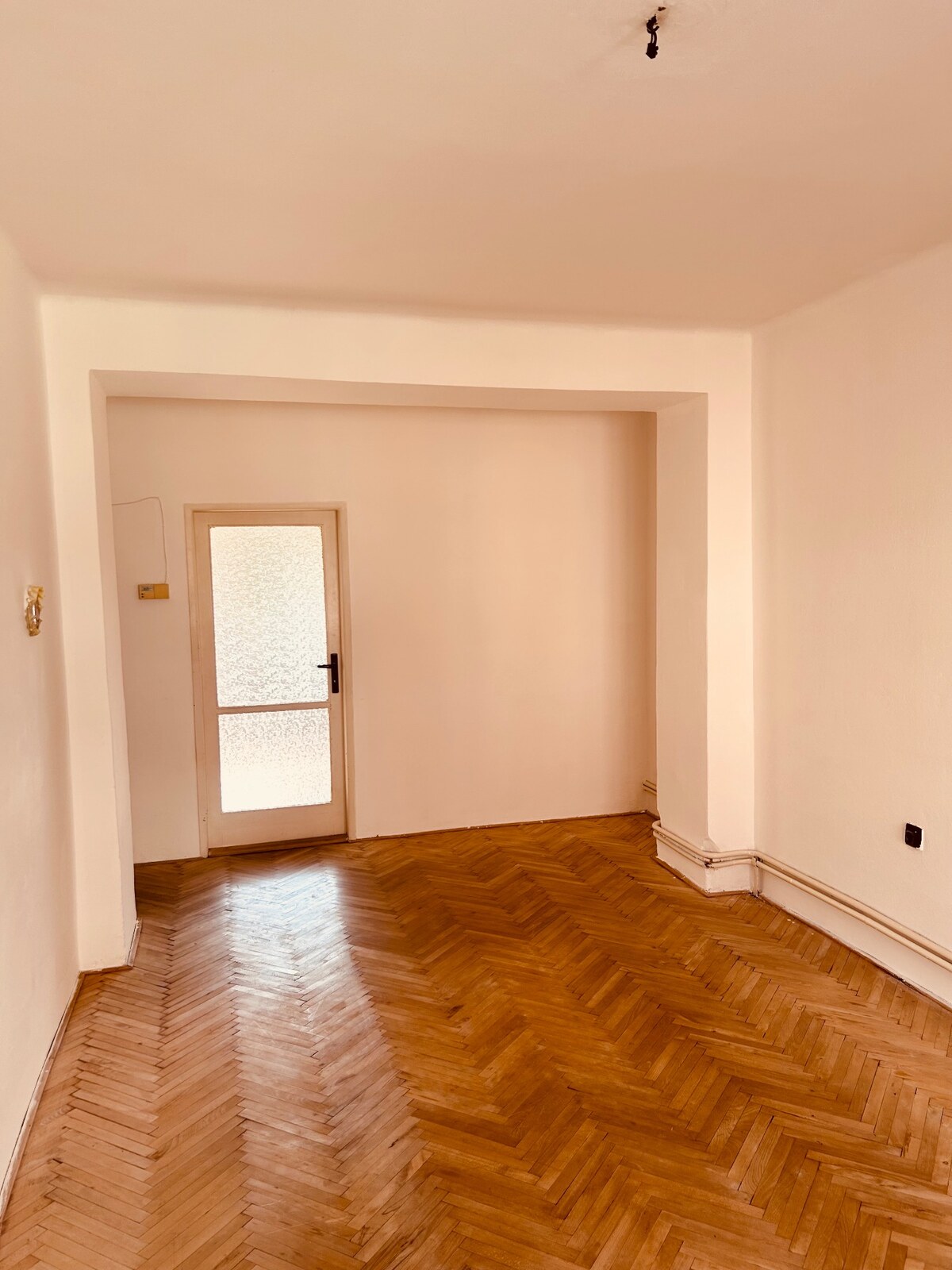 Na predaj 2-izbový byt v centre mesta NZ — foto 4