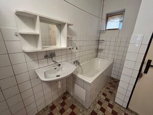Predaj staršieho RD vo Dvoroch nad Žitavou — foto 11