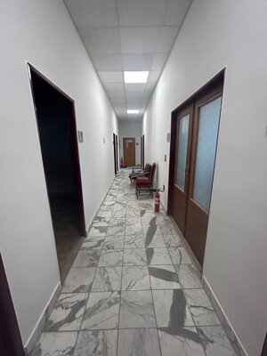 Prenájom kancel. priestorov v centre mesta NZ — foto 4