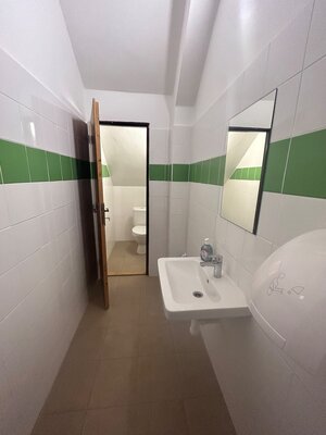 Prenájom kancel. priestorov v centre mesta NZ — foto 5