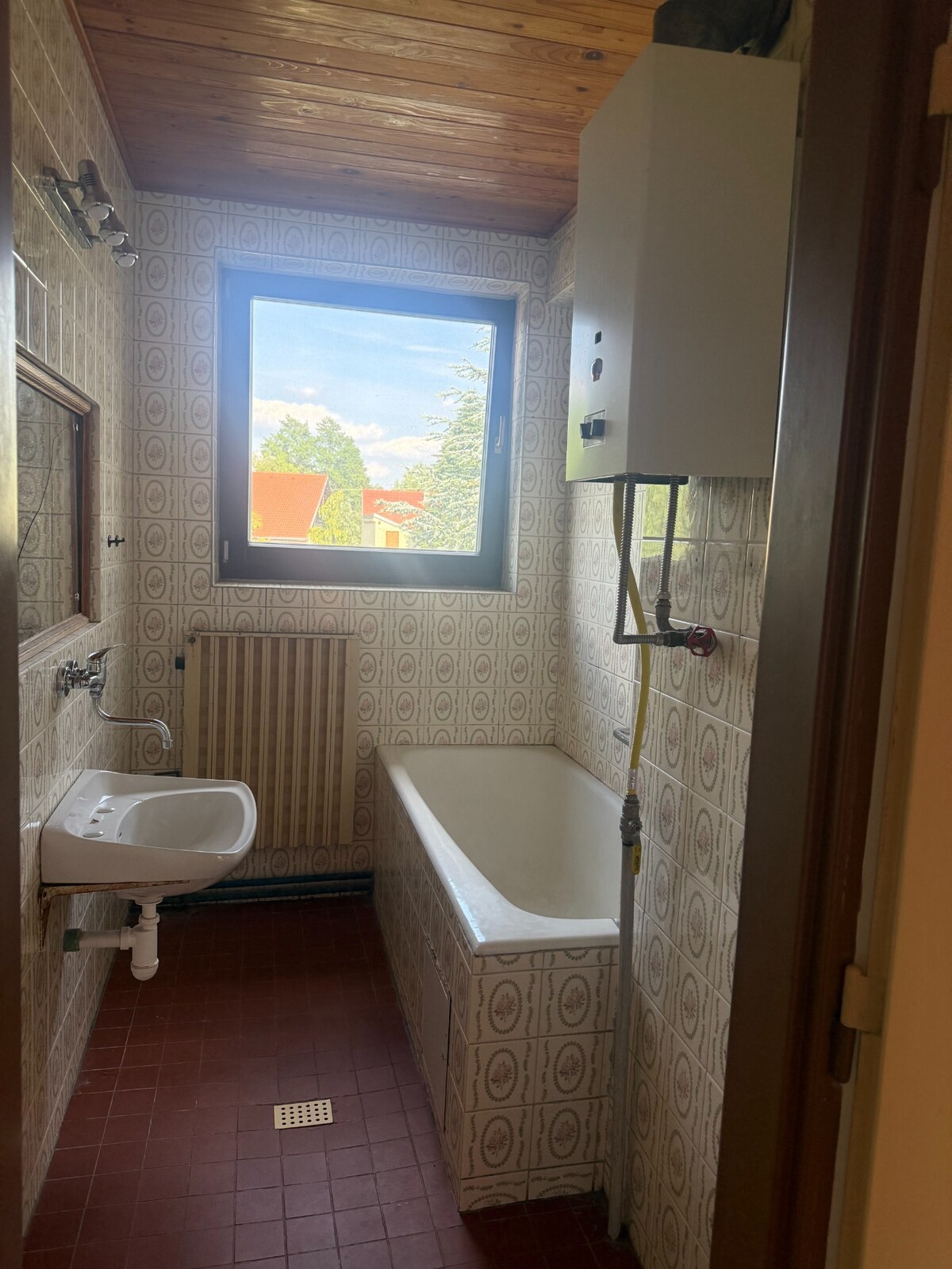 PRIESTRANNÝ 5-IZBOVÝ RODINNÝ DOM V CENTRE PLAVECKÉHO ŠTVRTKU — foto 11