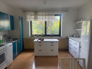 PRIESTRANNÝ 5-IZBOVÝ RODINNÝ DOM V CENTRE PLAVECKÉHO ŠTVRTKU — foto 3