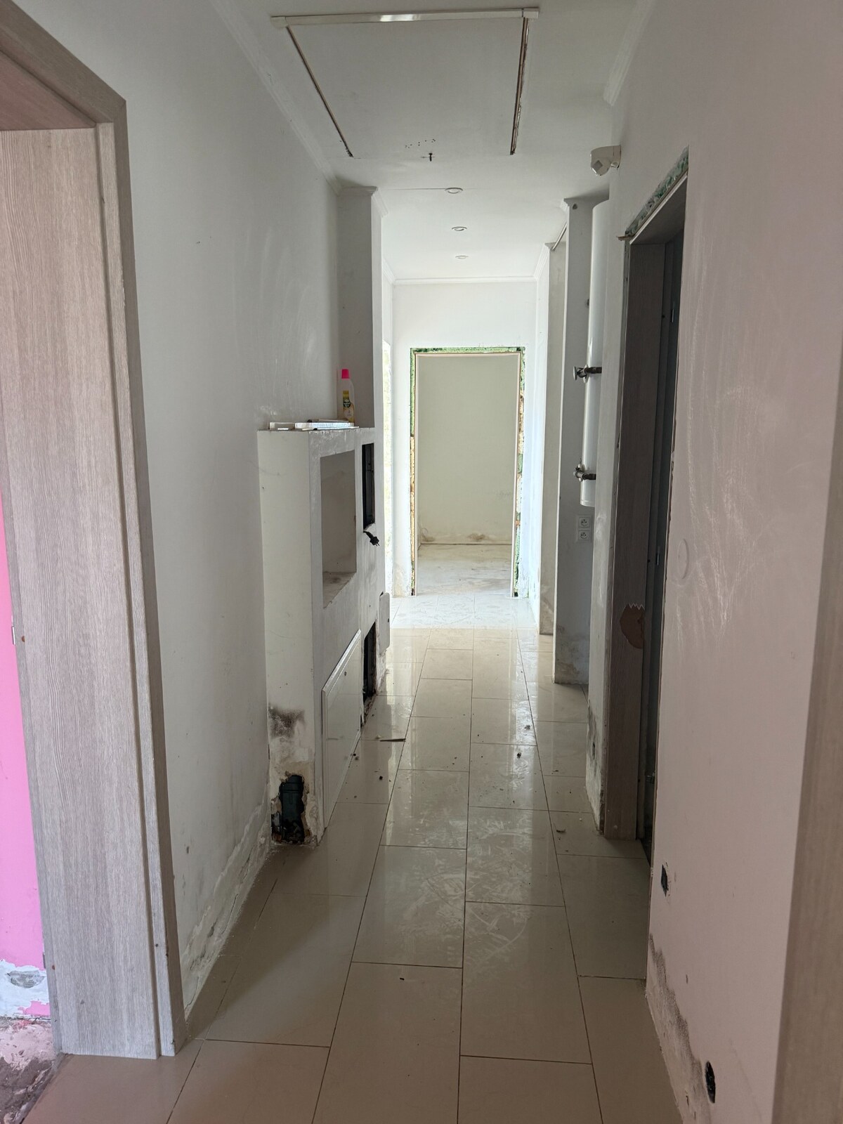 4-IZBOVÝ DOM V ZÁHORSKEJ VSI | 677 m² POZEMOK | DVOJGARÁŽ — foto 16