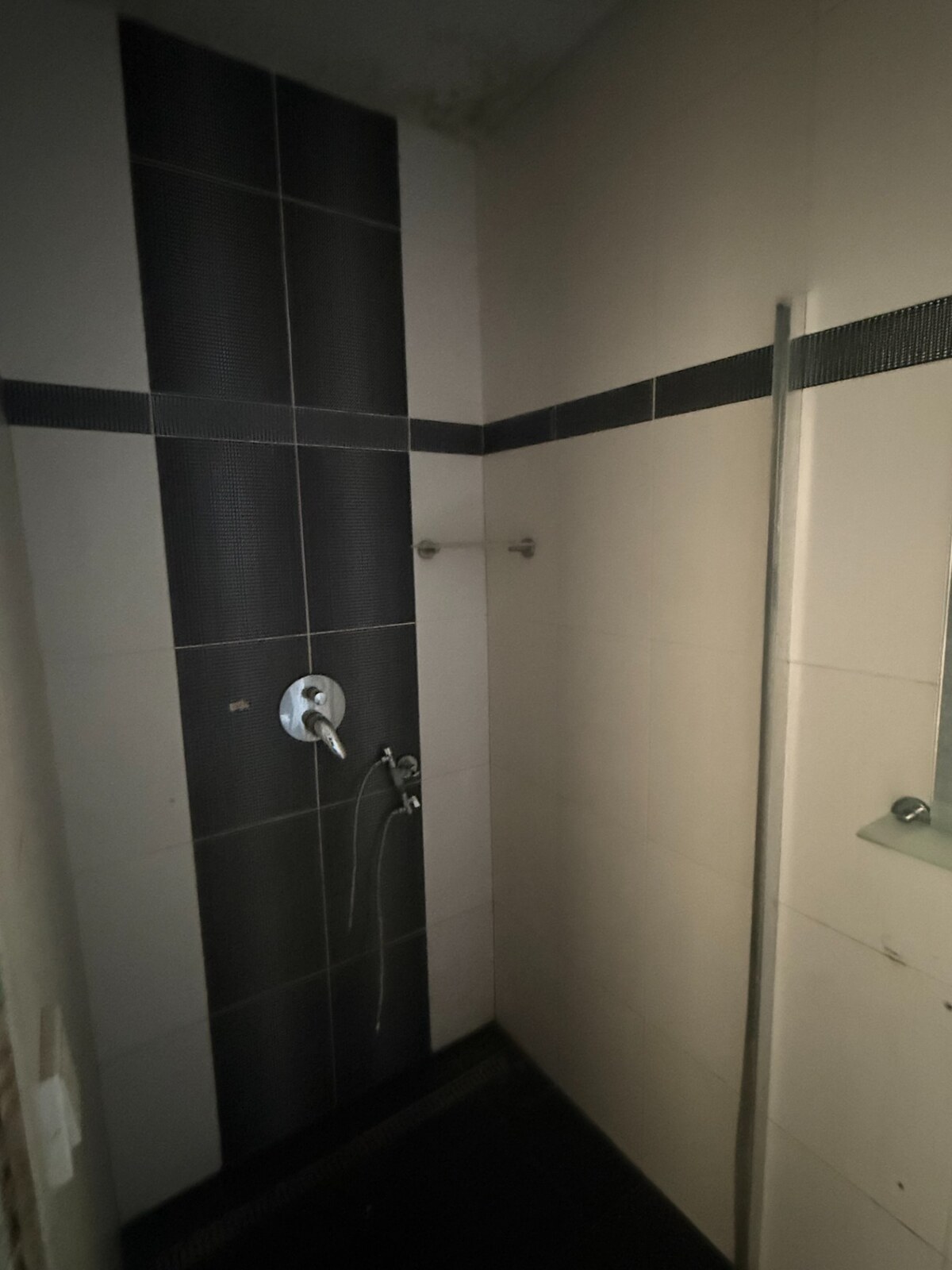 4-IZBOVÝ DOM V ZÁHORSKEJ VSI | 677 m² POZEMOK | DVOJGARÁŽ — foto 17