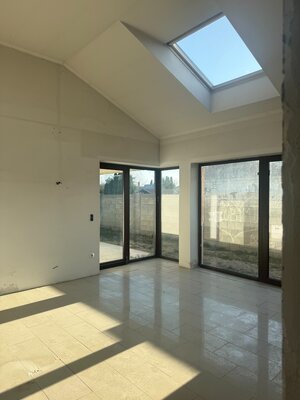 4-IZBOVÝ DOM V ZÁHORSKEJ VSI | 677 m² POZEMOK | DVOJGARÁŽ — foto 11