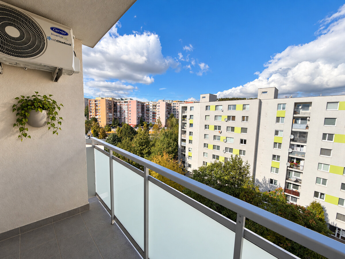 Na predaj 4 izb. byt, kompletná rekonštrukcia, Trenčín ul. Halalovka — foto 15