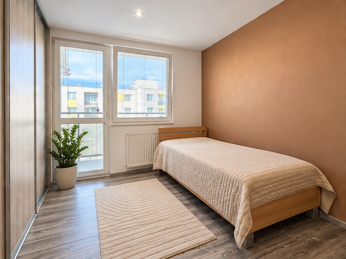 Na predaj 4 izb. byt, kompletná rekonštrukcia, Trenčín ul. Halalovka — foto 3