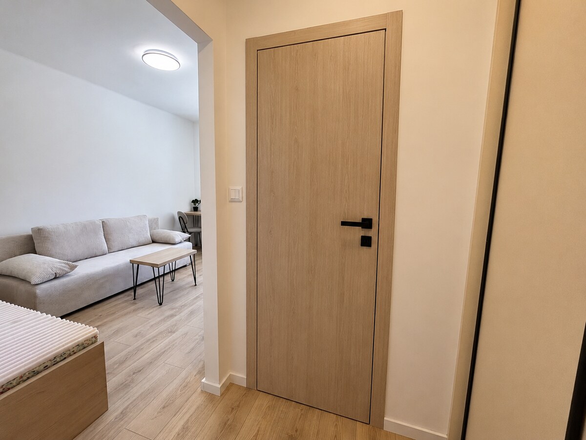 Na predaj zrekonštruovaná a zariadená garsónka, Trenčín, ul. Hodžova — foto 7