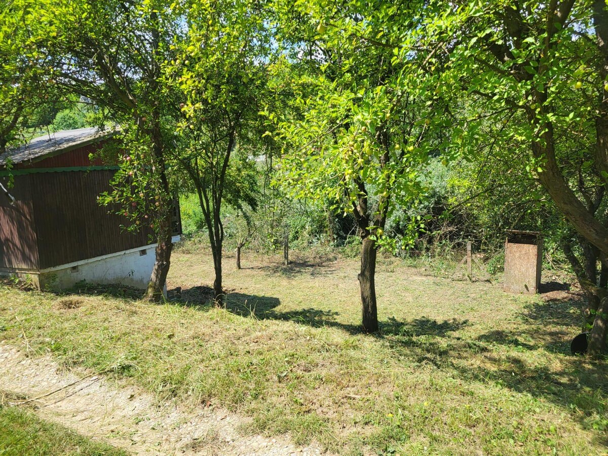 Na predaj pozemok s chatkou, Trenčín, Juh - Chrásť — foto 7