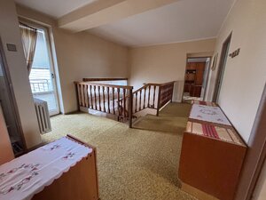Na predaj rodinný dom s hospodárskymi budovami, Adamovské Kochanovce — foto 17