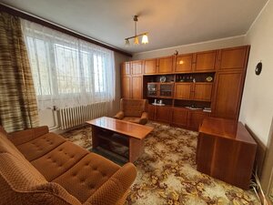 Na predaj rodinný dom s hospodárskymi budovami, Adamovské Kochanovce — foto 19