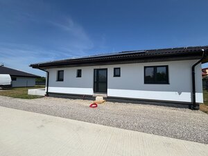 Na predaj novostavba – moderný bungalov v obci Podlužany — foto 16