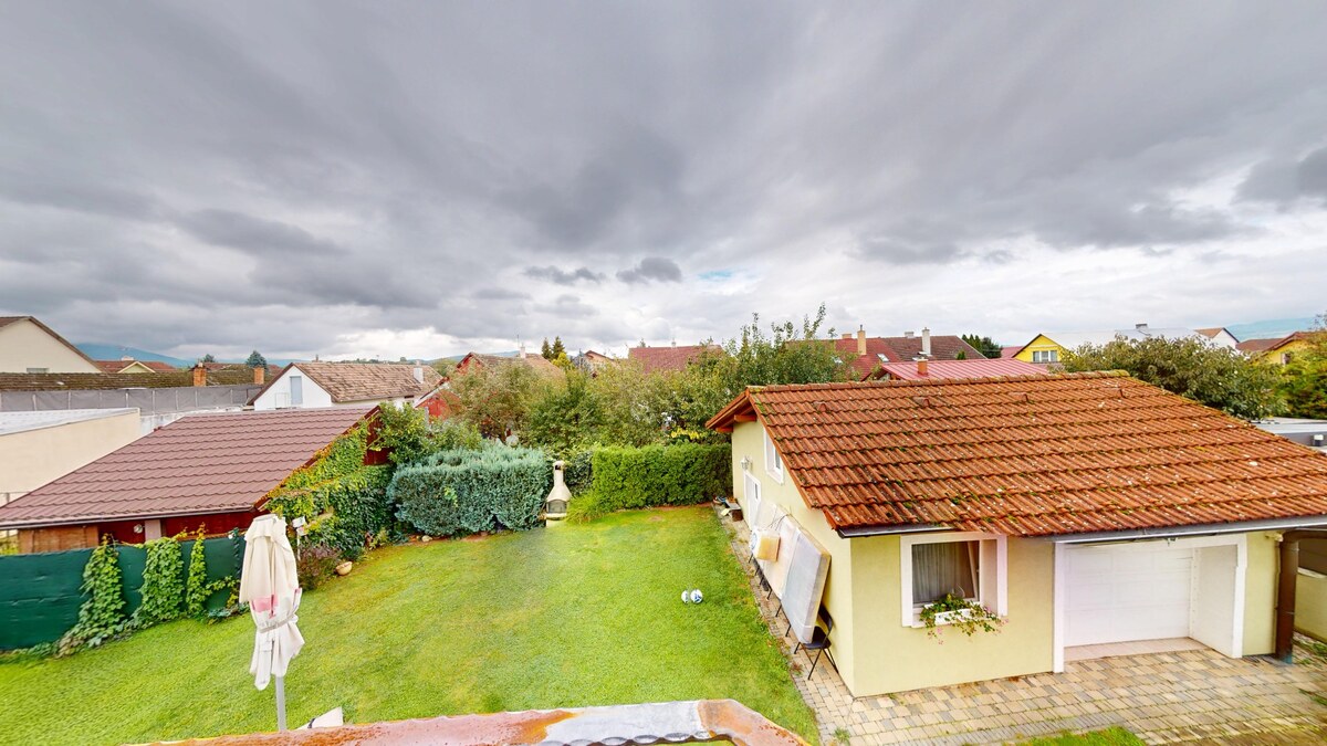 Na predaj 5 izb. rodinný dom + dve garáže, Trenčianske Stankovce — foto 22